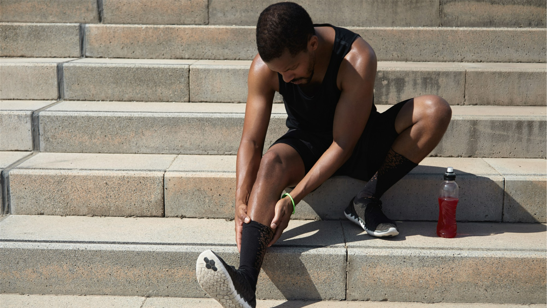 Dor no joelho ao subir escadas | Dr. Guilherme Alvim